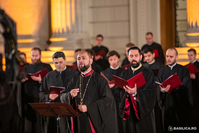 ROMANIAN BYZANTINE CHOIR OFFERING CONCERTS THROUGHOUT AMERICA (+VIDEO)
