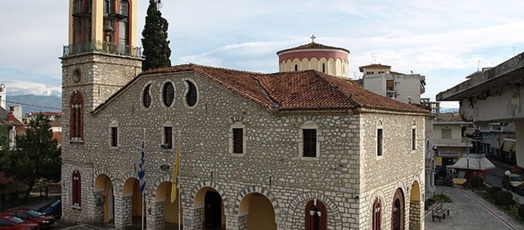 Με πλήθος ακολουθιών η Πανήγυρις του Μητροπολιτικού Ναού Παναγίας Φανερωμένης Τυρνάβου