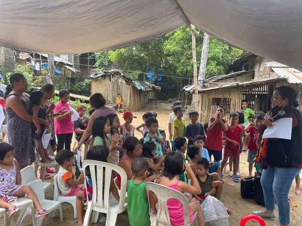 ფილიპინებისა და ვიეტნამის ეპარქიამ კესონის ღარიბი ოჯახებისთვის ცხელი სადილი მოამზადა