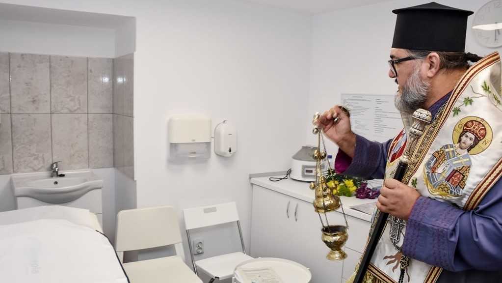 PS Ambrozie a inaugurat lucrările de extindere a Cabinetului Medical „Sf. Ioan Rusul”