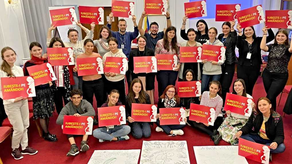 Școala de vară „Viitorul este pro-viață”: Liceeni și studenți au învățat implicarea de la Adriana Ene și alți formatori