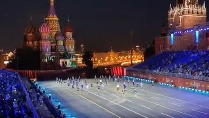 Στην Κόκκινη Πλατεία της Μόσχας τίμησαν τον Μίκη Θεοδωράκη