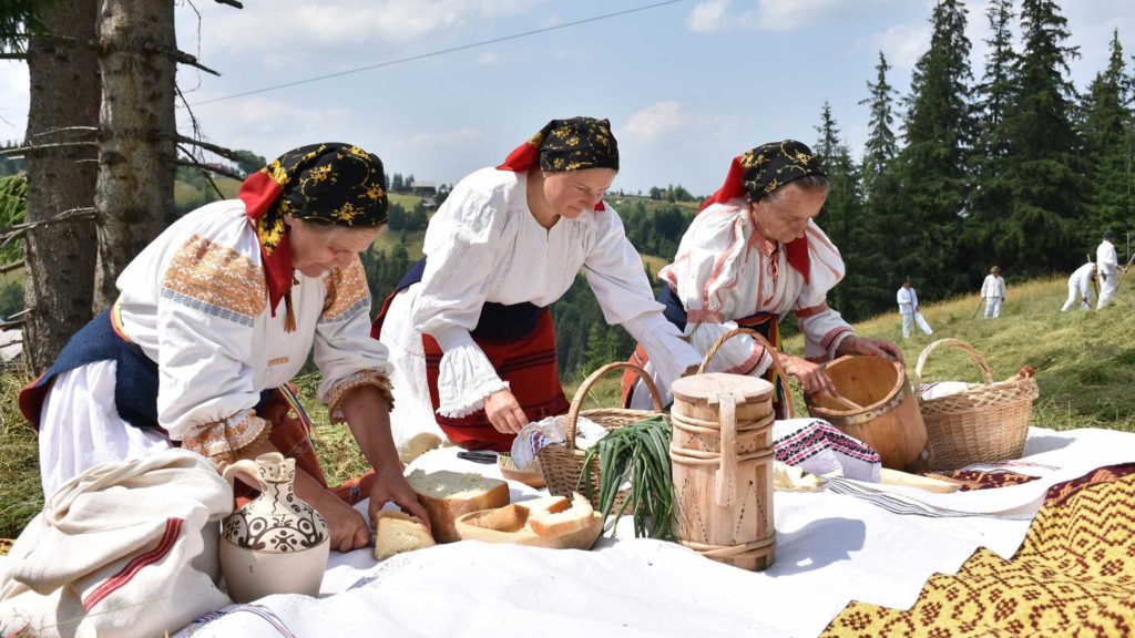 Ziua Muntelui la Mărișel comemorează eroii moților și promovează cultura tradițională din Munții Apuseni