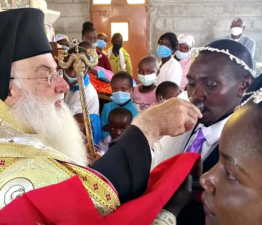 Ο Μητροπολίτης Γέρων Ναϊρόμπι τέλεσε το Μυστήριο του Γάμου