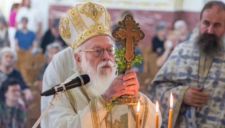 Archbishop of Albania Anastasios officiates at service for Forefeast of the Exaltation of the Precious Cross