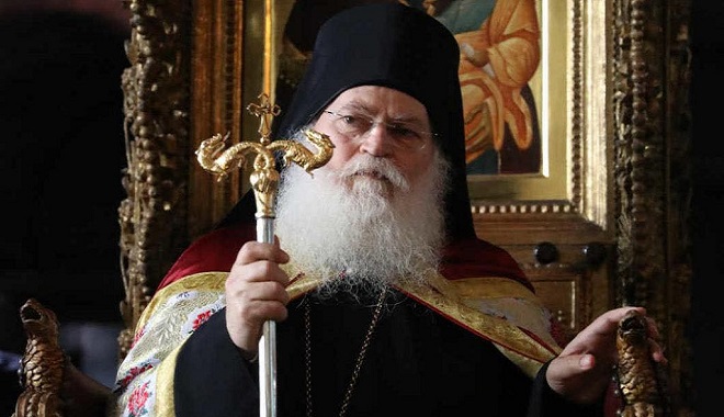 Elder Ephraim communicates with clerics, faithful in Georgia