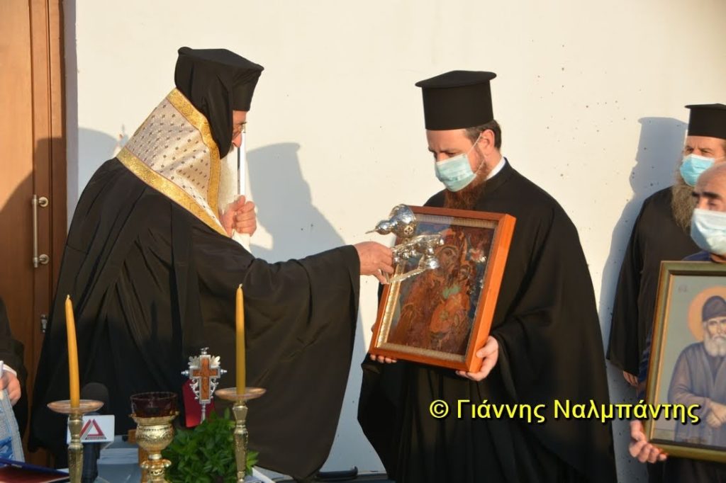 Ο στρατός παραχώρησε χώρο για να υψωθεί η Παναγία Στρατήγισσα