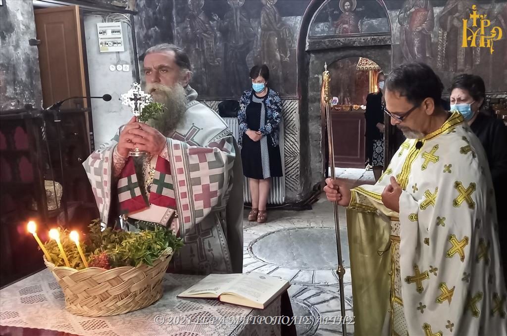 Μητροπολίτης Άρτης: “Η αυτοθυσία είναι η ρίζα της ενότητας”