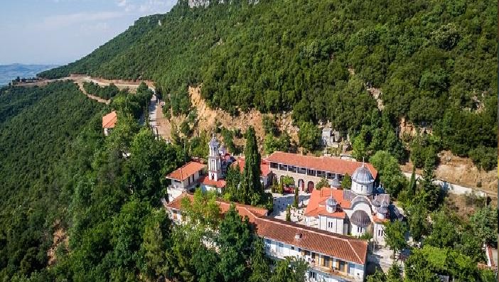 Ιερές Μονές στη Ρούμελη αφιερωμένες στο Γενέσιο της Θεοτόκου