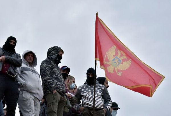 Metropolitan of Montenegro Joanikije enthroned in splendorous ceremony despite violent protests by extremists