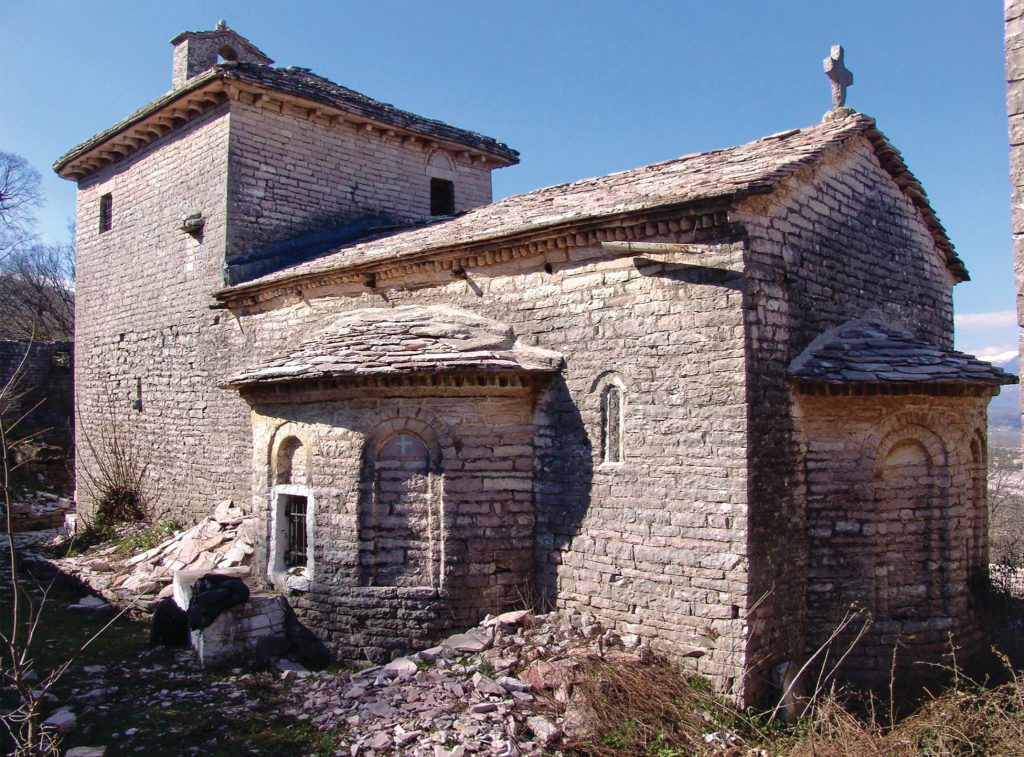 Kisha te restauruara