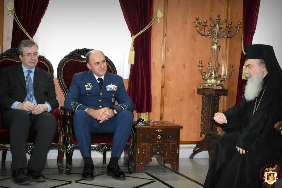 Patriarch of Jerusalem Theophilos welcomed  a delegation from the Hellenic Air Forces