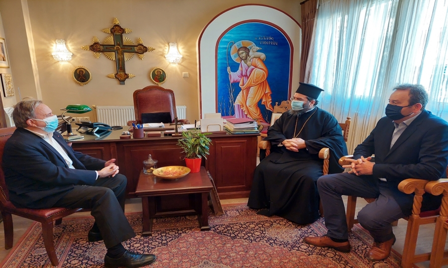 Συνάντηση του Μητροπολίτη με τον Γιώργο Κατρούγκαλο