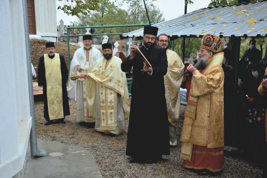 PS Sebastian, despre obsesia omului modern pentru superstiţii: Nu îşi asumă propria debusolare