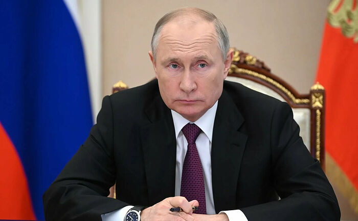 Святейший Патриарх Кирилл поздравил Президента России В.В. Путина с днем рождения