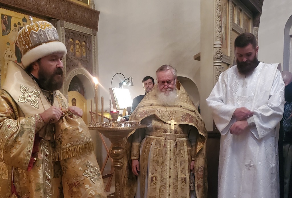 Председатель ОВЦС совершил Литургию в храме Покрова Пресвятой Богородицы в Рубцове