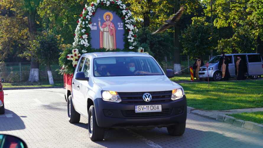 В румънския град Сучава се извършва шествие с мощите на св. Йоан Нови