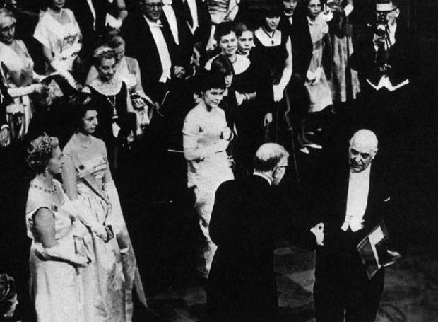 Σαν σήμερα – 1963: Ο Γιώργος Σεφέρης τιμάται με Νόμπελ Λογοτεχνίας