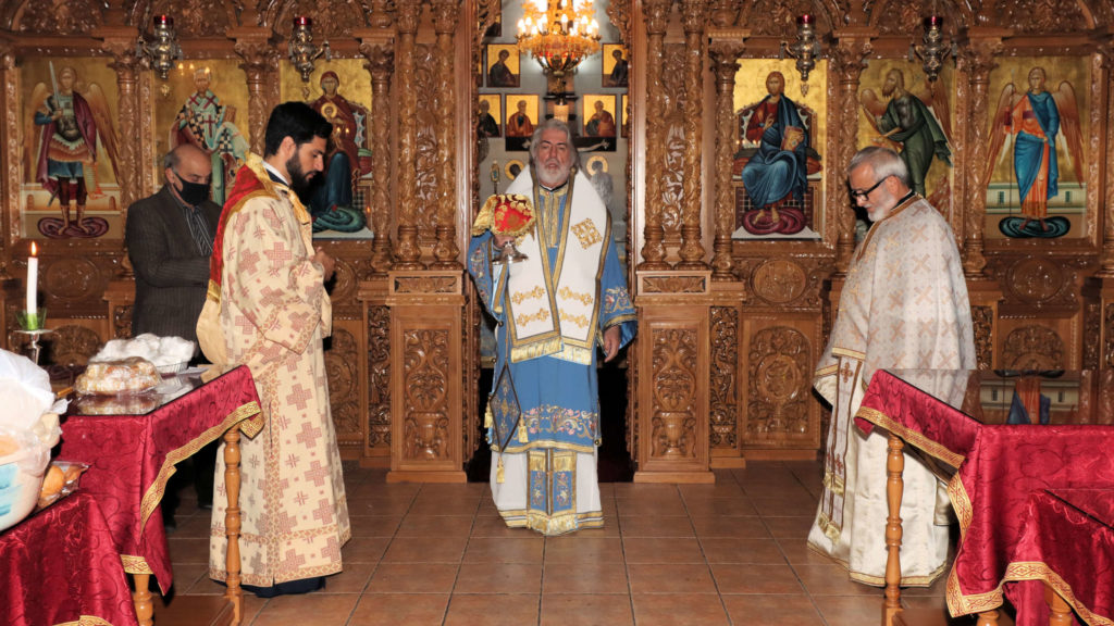 Στον Ιερό Ναό Αγίου Λαζάρου Λονδίνου λειτούργησε ο Αρχιεπίσκοπος Θυατείρων