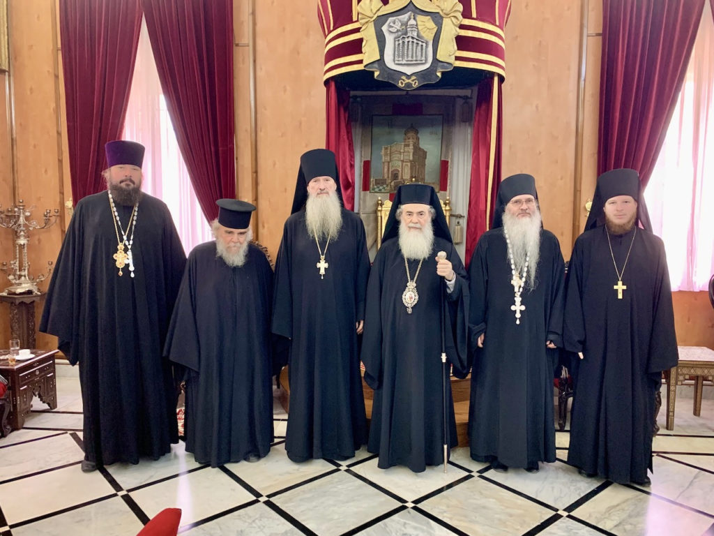 Состоялась встреча Патриарха Иерусалимского Феофила с начальником Русской духовной миссии в Иерусалиме