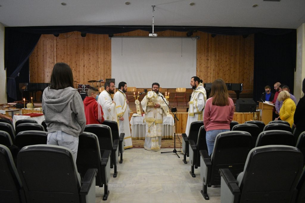 Στο Μουσικό Γυμνάσιο-Λύκειο Κομοτηνής ιερούργησε ο Μητροπολίτης Μαρωνείας