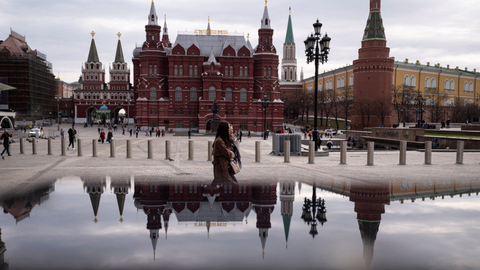 Άλλαξαν τα μέτρα στη Ρωσία – Δεν αγγίζουν την εκκλησία