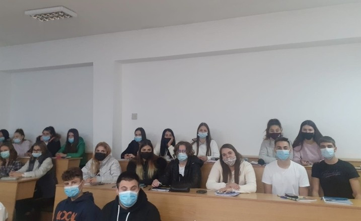 Proiectul „Tragedia Holocaustului văzută prin ochii tinerei generații” la Târgoviște