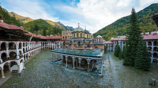 Петте музея на Рилския манастир представят хилядолетната история на България