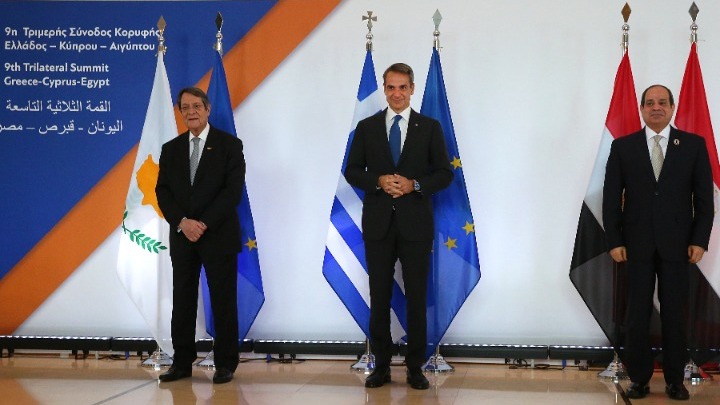 Τριμερής Ελλάδας, Κύπρου και Αιγύπτου για τις εξελίξεις στην περιοχή