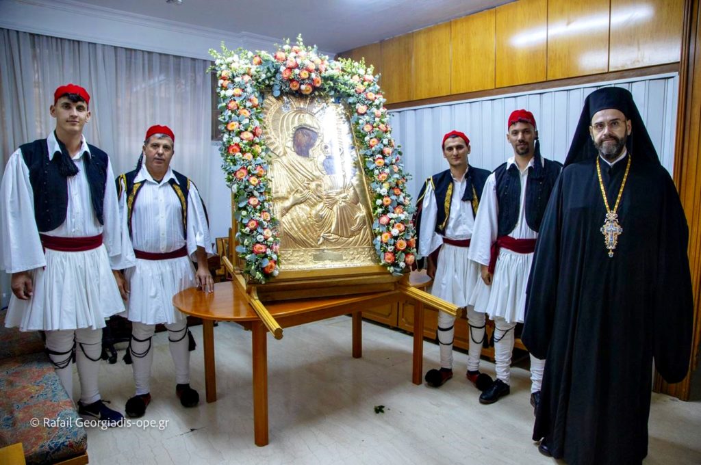 Η ΦΩΤΟΓΡΑΦΙΑ ΤΗΣ ΗΜΕΡΑΣ: Μεγάλη η Χάρη Της στη Θεσσαλονίκη