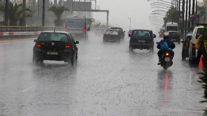 Ξεπέρασε τα 140 χιλιοστά η σημερινή βροχόπτωση στην Αθήνα