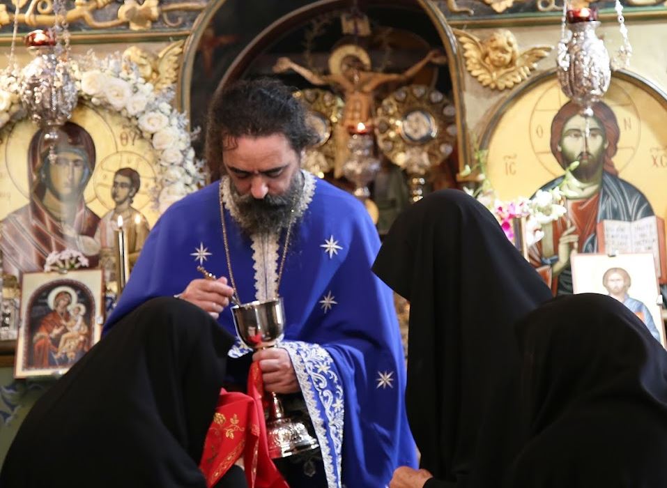 Η ΦΩΤΟΓΡΑΦΙΑ ΤΗΣ ΗΜΕΡΑΣ: Ολόγυρα απο το Άγιο Ποτήριον