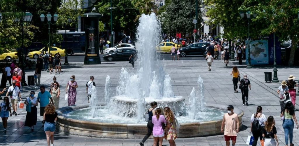 Νέα μέτρα: Τι αλλάζει από σήμερα για εμβολιασμένους-«κόκκινες» περιοχές