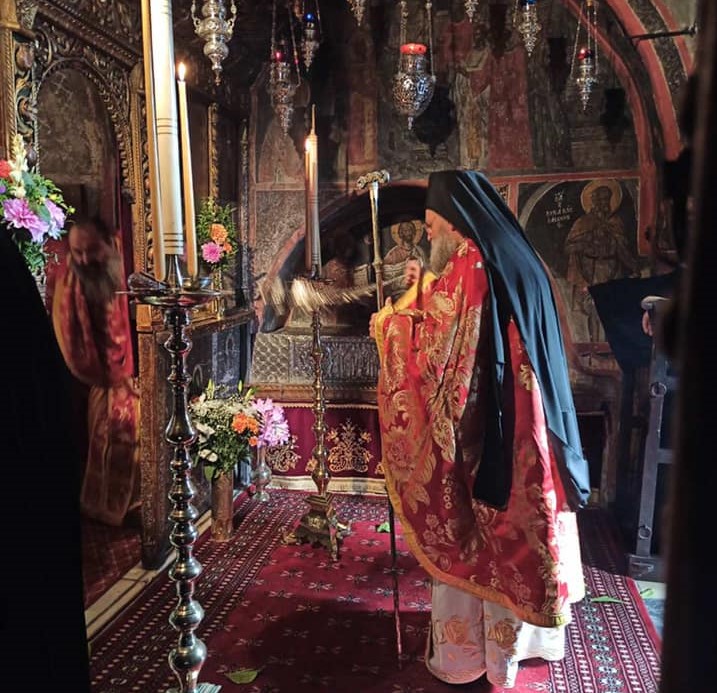 Πάτμος: Η πρωινή Θεία Λειτουργία στην Ιερά Μονή Αγίου Ιωάννου Θεολόγου