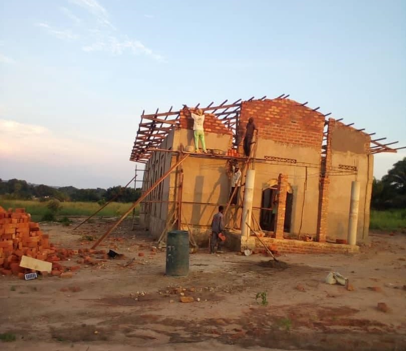 Αφρική: Προχωρούν οι εργασίες του ναού της Μεταμορφώσεως