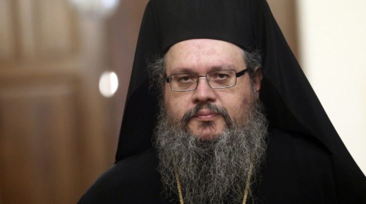 Metropolitan of Larissa dismisses protests over Metropolis allowing vax unit outside cathedral