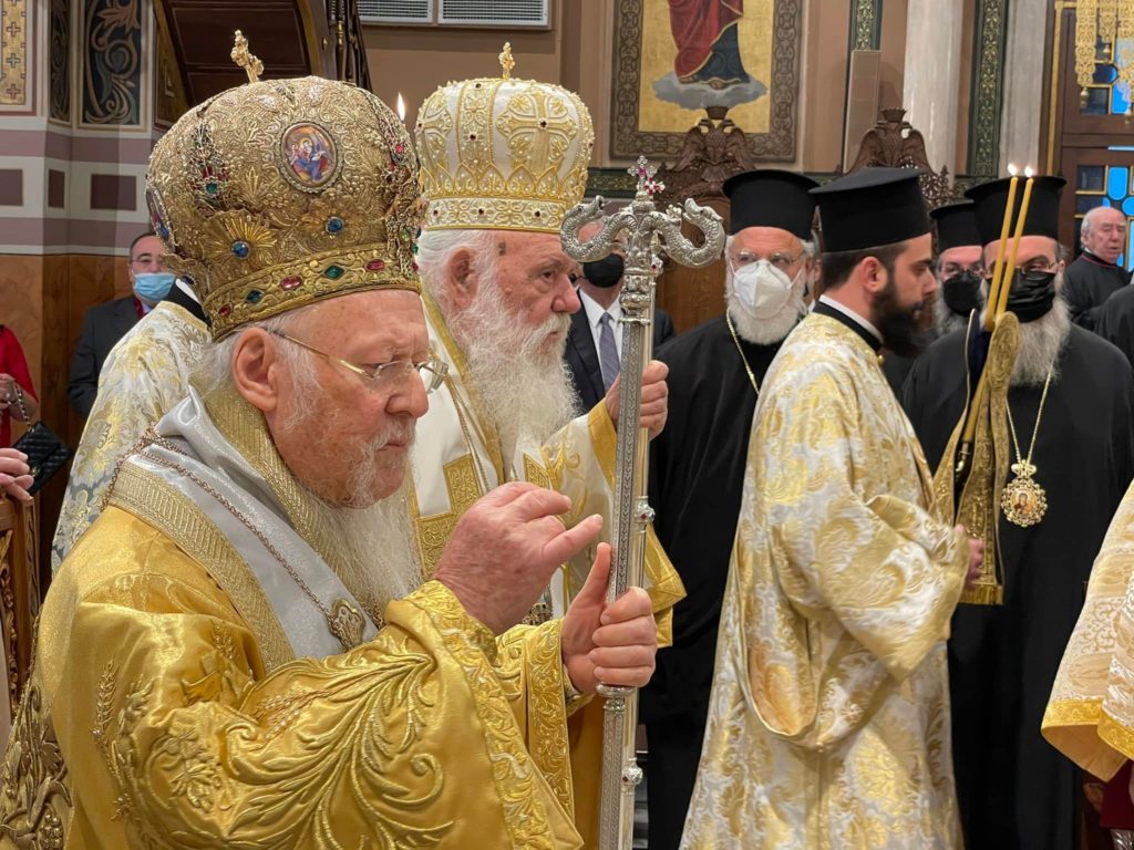 Πατριαρχική-Αρχιεπισκοπική και Συνοδική Θεία Λειτουργία στη Μητρόπολη Αθηνών