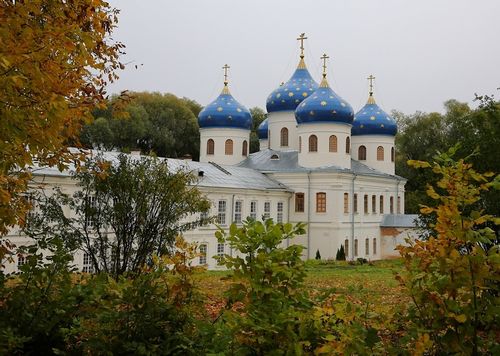 Древние новгородские монастыри после карантина вновь открылись для паломников