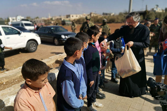Representation of the Russian Church takes part in a humanitarian action in Syrian Bosra
