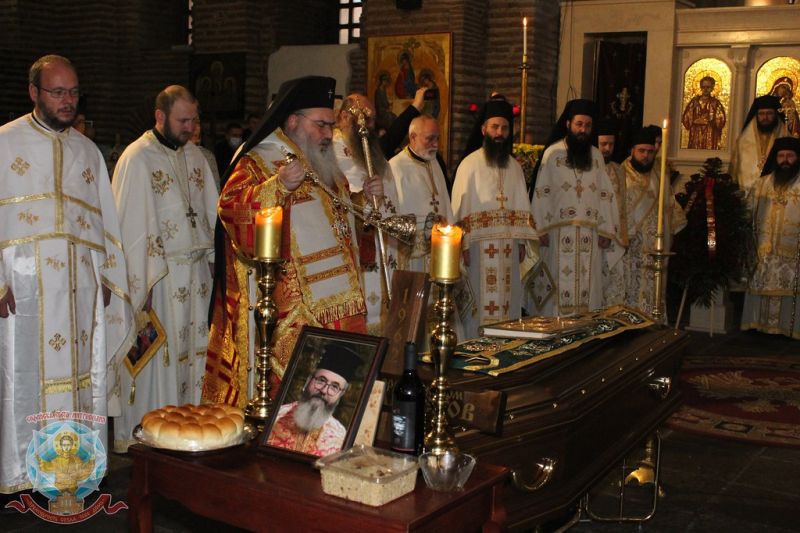 Заупокойна света Литургия и опело на ставрофорен иконом Ангел Ангелов