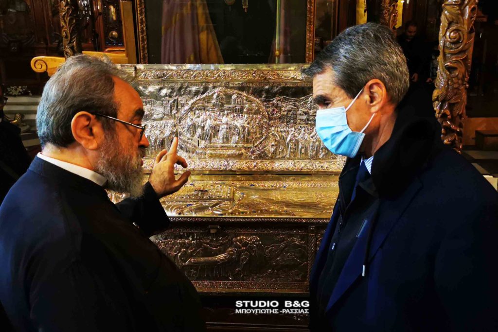 Ο Ανδρέας Λοβέρδος προσκύνησε τον Άγιο Πέτρο στο Άργος
