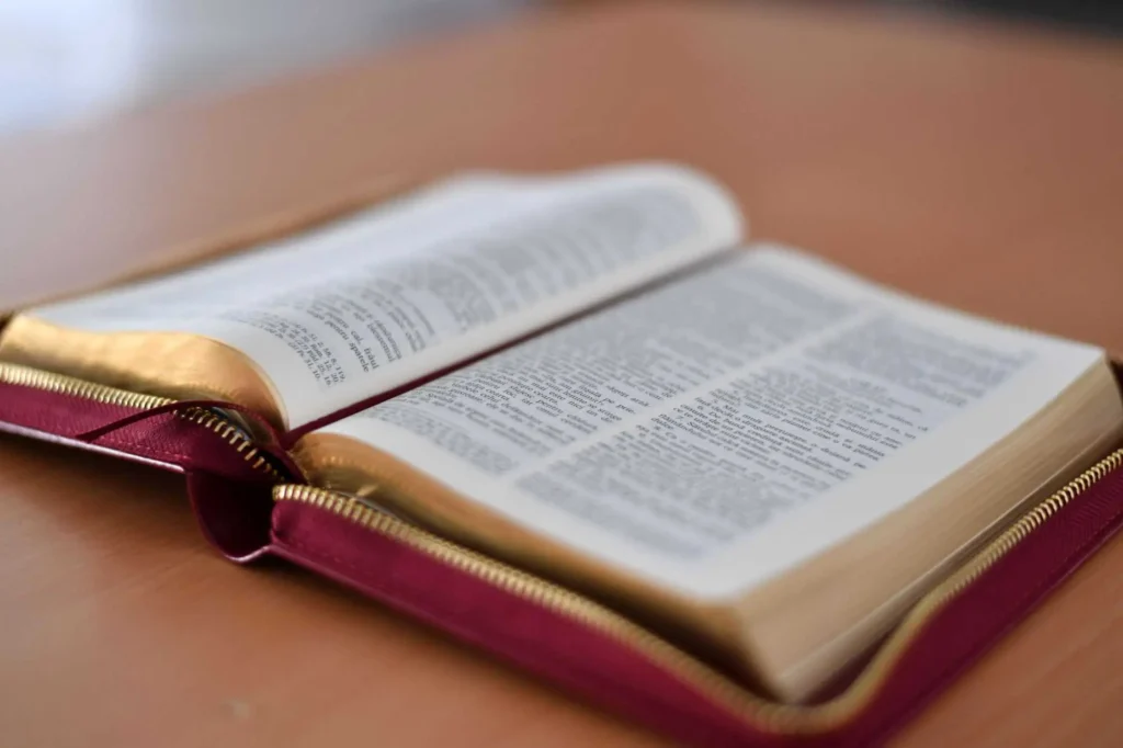 FTOUB organizează Simpozion de Teologie biblică pe tema „Sfânta Scriptură în spiritualitatea ortodoxă”