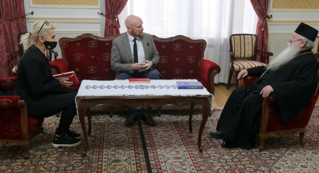 Митрополит Хризостом разговарао са амбасадором Велике Британије