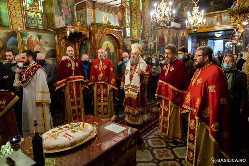 PS Timotei la hramul bisericii Sf. Mina: A avut curajul mărturisirii. Chinurile nu l-au despărţit de Hristos