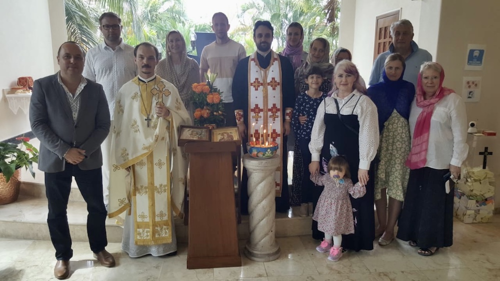 Newly formed community of the Moscow Patriarchate in Mexico prayerfully celebrates the 75th birthday of its Primate
