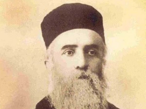 Saint Nektarios, unappreciated by people, blessed by God