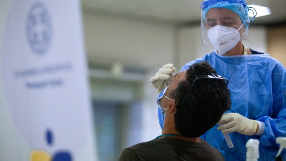 Κορωνοϊός: 5.991 νέα κρούσματα, 69 θάνατοι, 594 διασωληνωμένοι