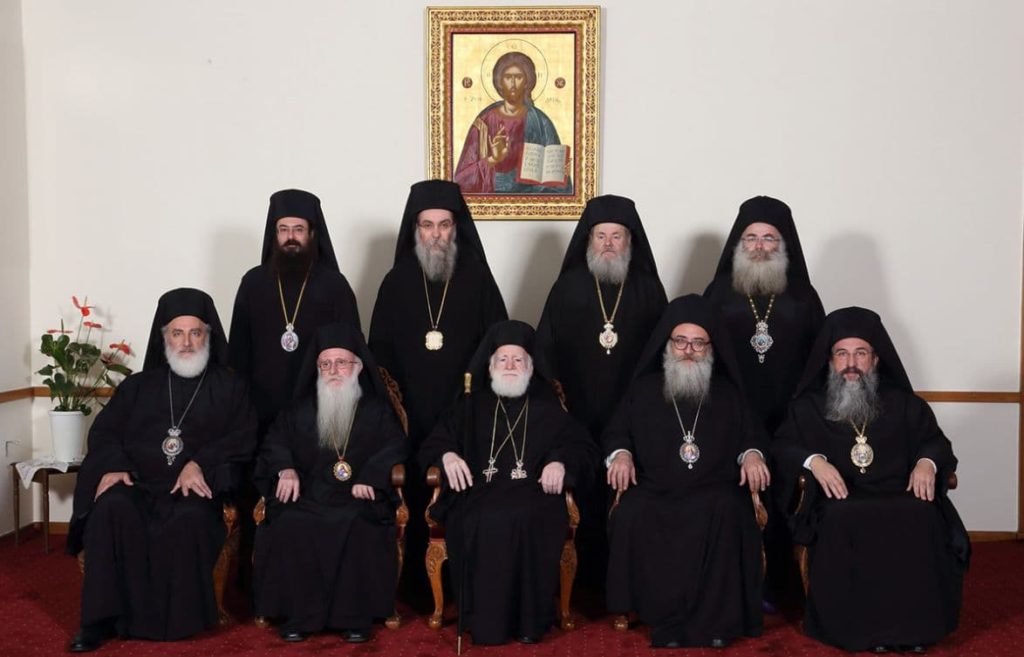 კრეტის ეკლესია თავის მეთაურს, მთავარეპისკოპოს ირინეოსს გადააყენებს