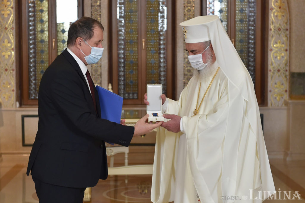 Medalia „Centenarul Marii Uniri” pentru Patriarhul României