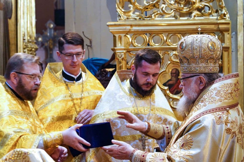 პოლონეთის ეკლესიის მეთაურმა მღვდლად ქიროტონია აღასრულა [ფოტო]